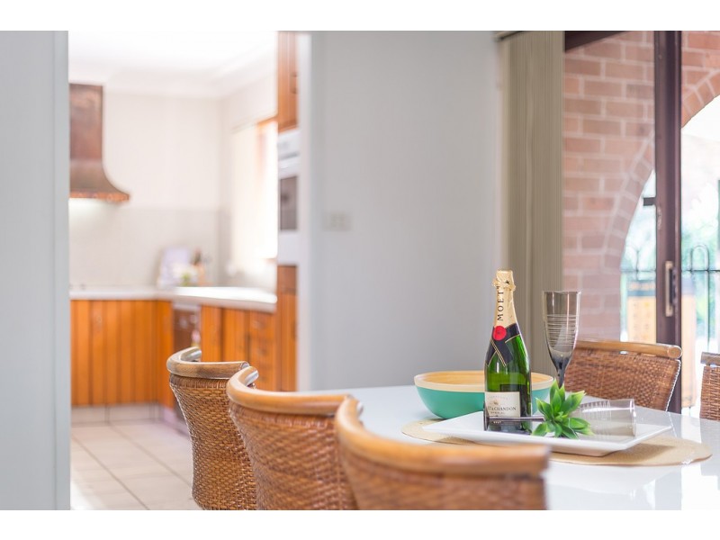 36 Curzon Avenue, Bateau Bay NSW 2261