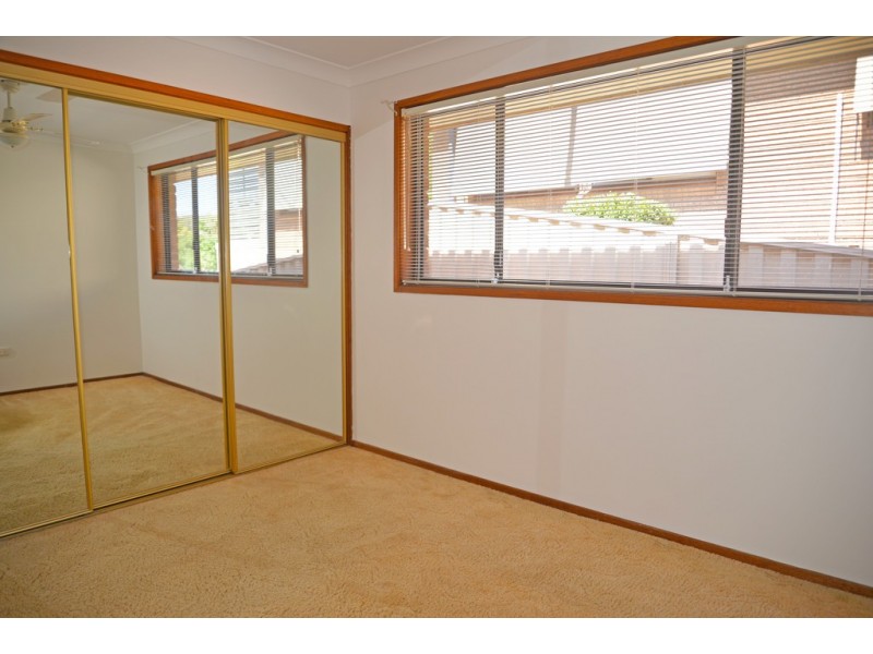 38 Belford Avenue, Bateau Bay NSW 2261