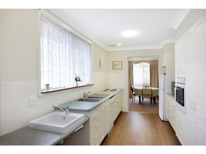 88 Bateau Bay Road, Bateau Bay NSW 2261