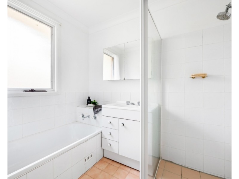 51 Premier Way, Bateau Bay NSW 2261