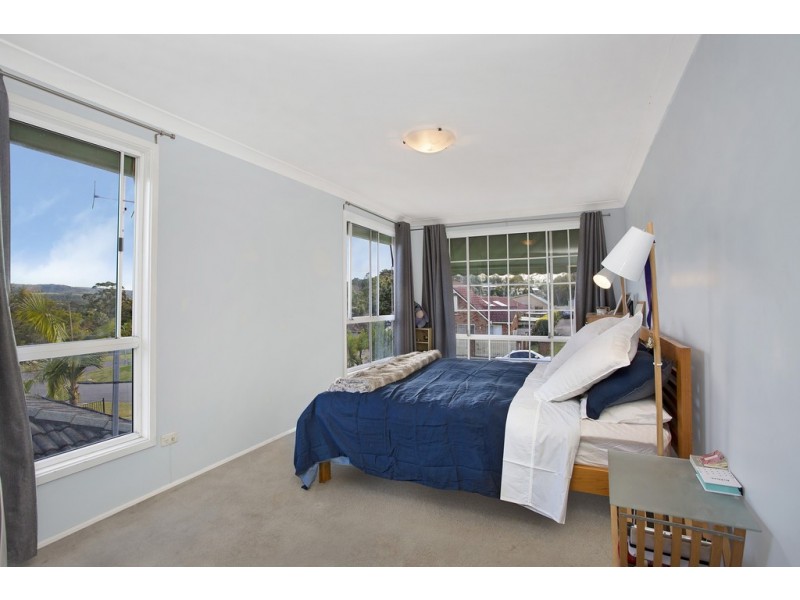 16 Talara Avenue, Bateau Bay NSW 2261