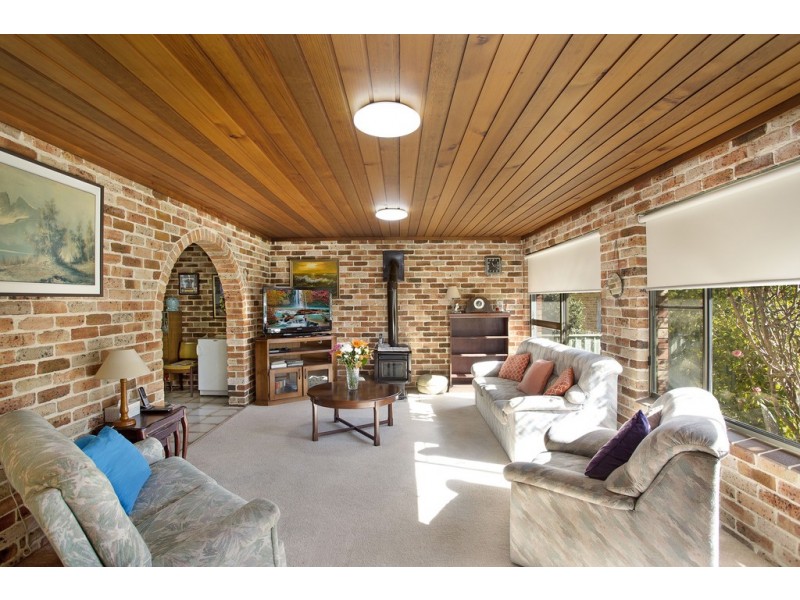 7 Kindarun Close, Killarney Vale NSW 2261