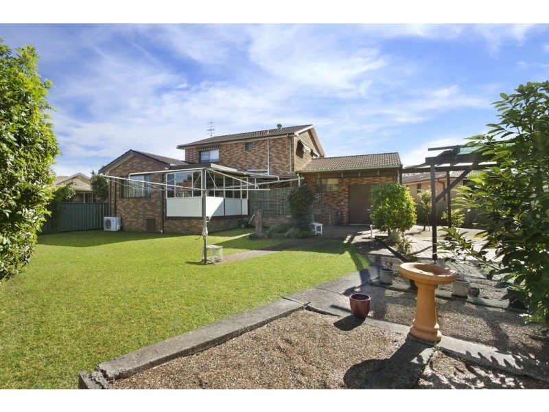7 Kindarun Close, Killarney Vale NSW 2261