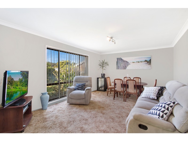 607 The Entrance Road, Bateau Bay NSW 2261