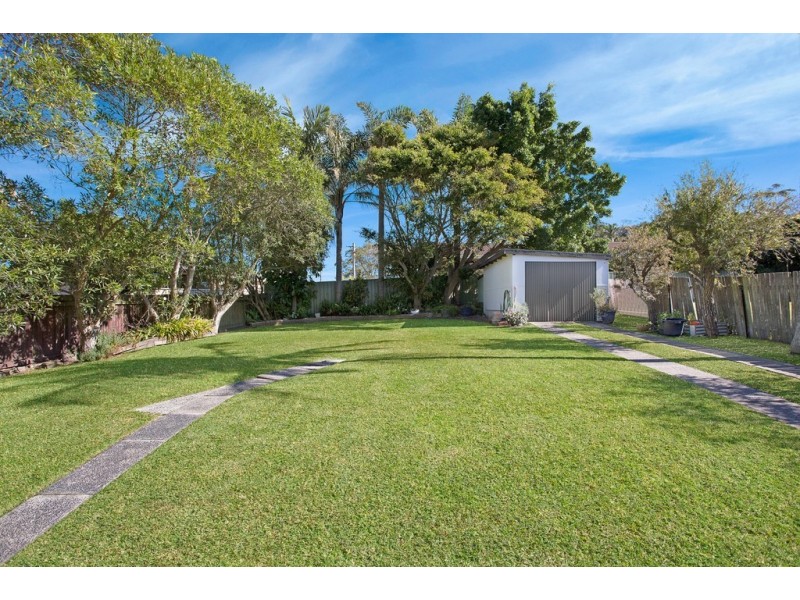 607 The Entrance Road, Bateau Bay NSW 2261