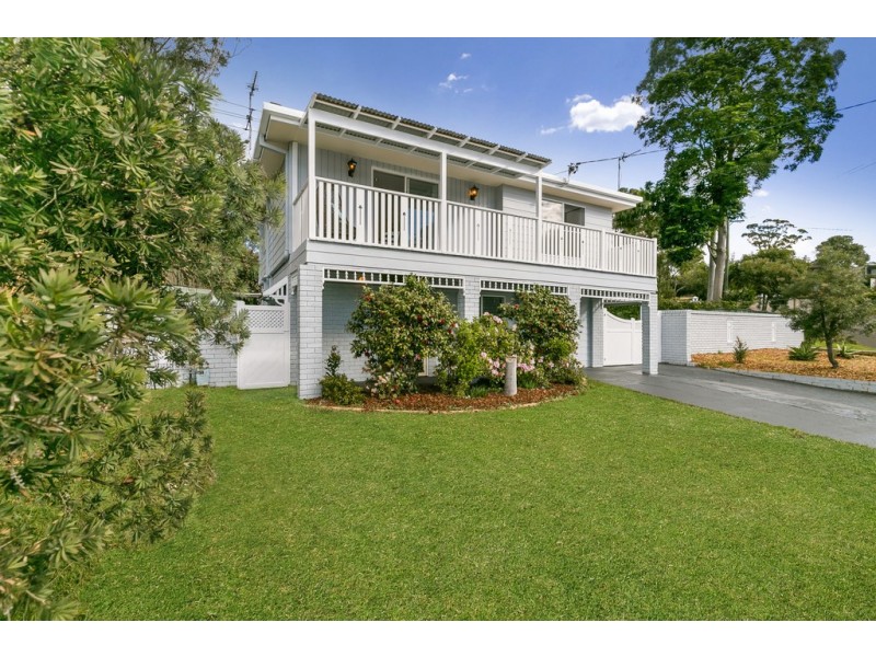 24 Roger Crescent, Berkeley Vale NSW 2261