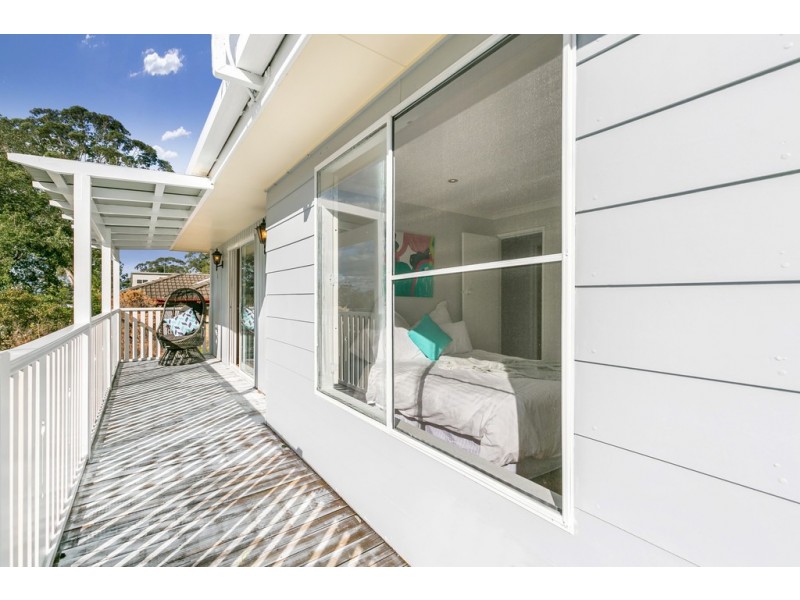 24 Roger Crescent, Berkeley Vale NSW 2261