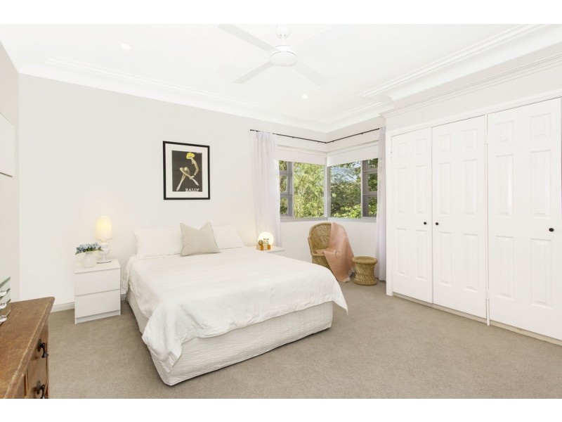 16 Bay View Avenue, East Gosford NSW 2250