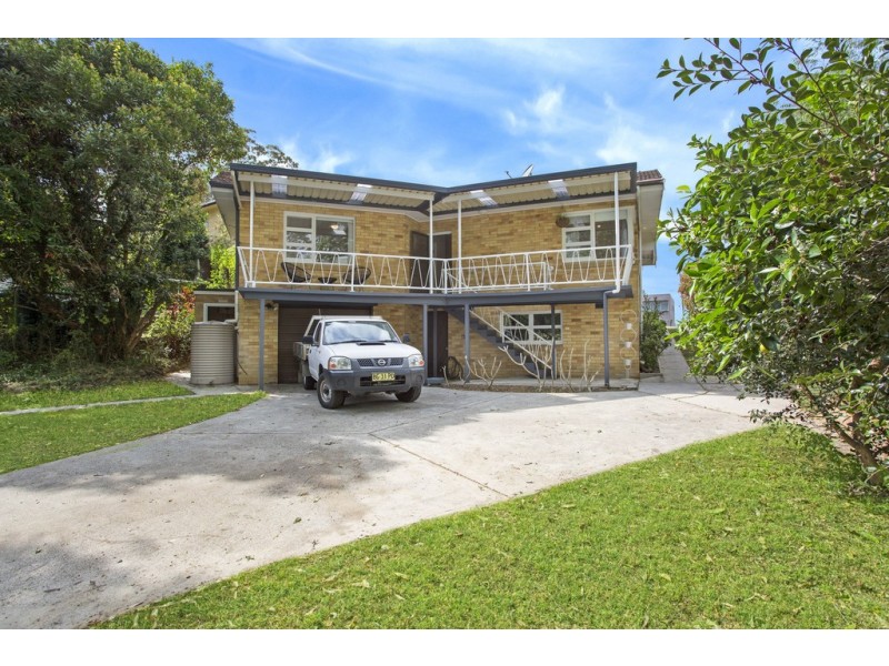 16 Bay View Avenue, East Gosford NSW 2250