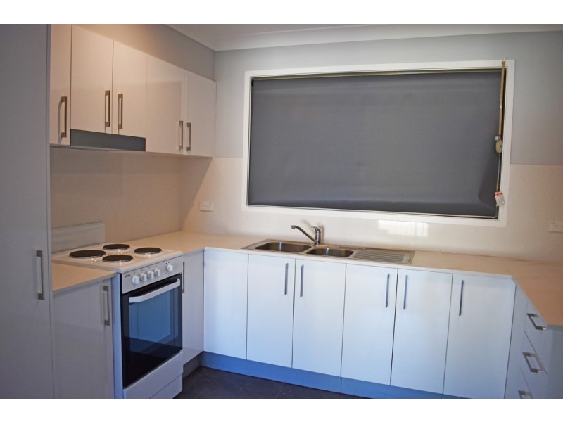 12/21-29 Lancaster Parade, Bateau Bay NSW 2261