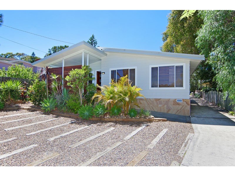 1026 The Entrance Road, Forresters Beach NSW 2260