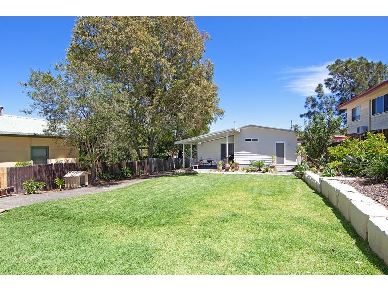 1026 The Entrance Road, Forresters Beach NSW 2260