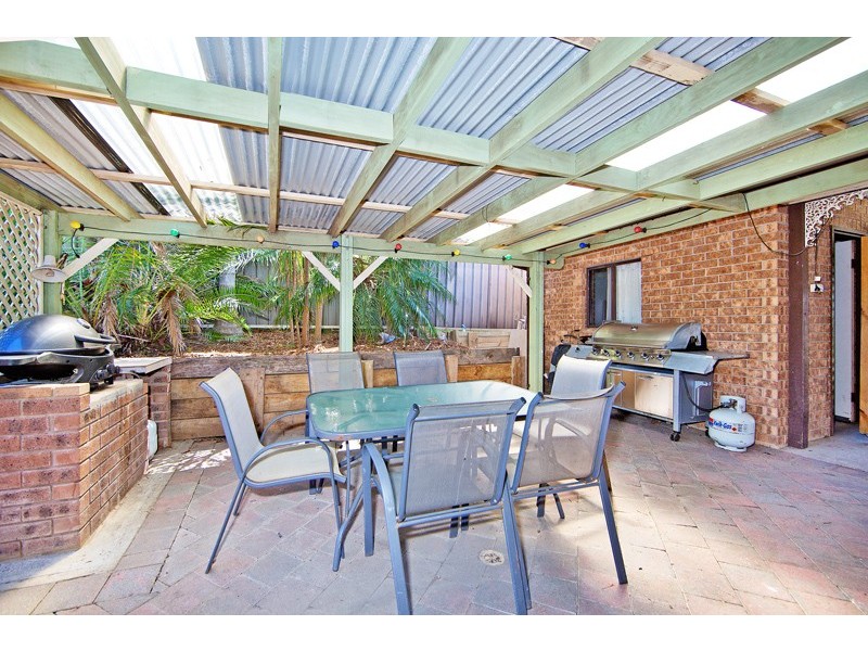 6 Mossman Avenue, Bateau Bay NSW 2261