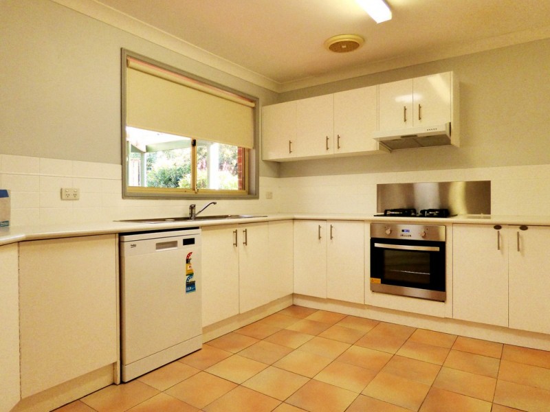 9 Molsten Avenue, Tumbi Umbi NSW 2261