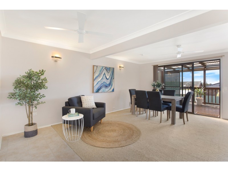 13 Sabrina Avenue, Bateau Bay NSW 2261