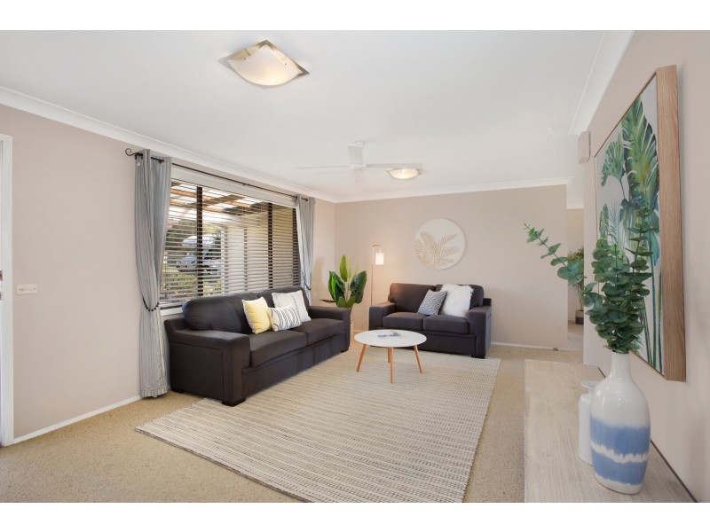 13 Sabrina Avenue, Bateau Bay NSW 2261