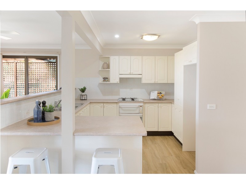 13 Sabrina Avenue, Bateau Bay NSW 2261