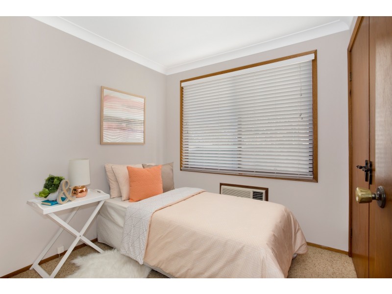 13 Sabrina Avenue, Bateau Bay NSW 2261