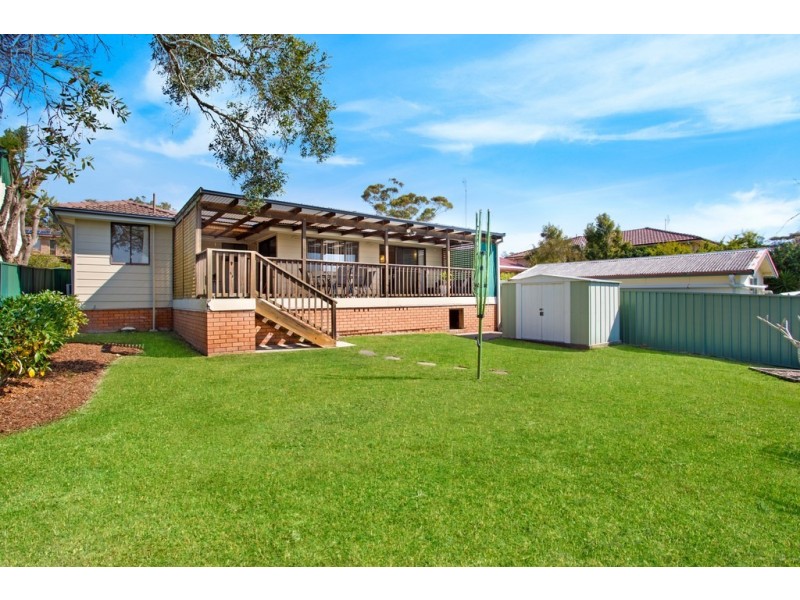 13 Sabrina Avenue, Bateau Bay NSW 2261