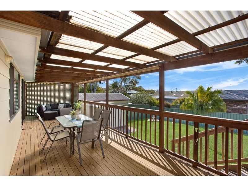 13 Sabrina Avenue, Bateau Bay NSW 2261