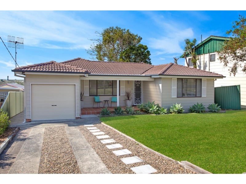 13 Sabrina Avenue, Bateau Bay NSW 2261