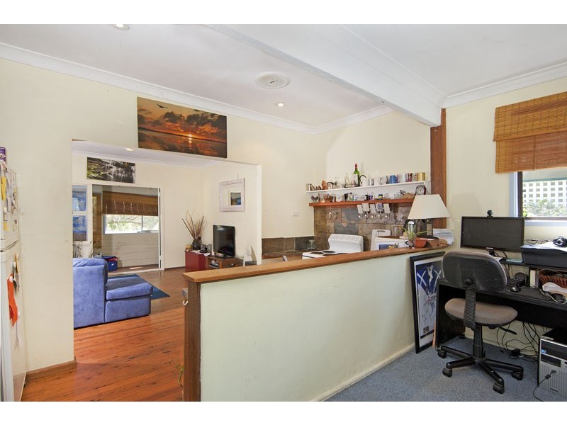 27 Malkana Avenue, Forresters Beach NSW 2260