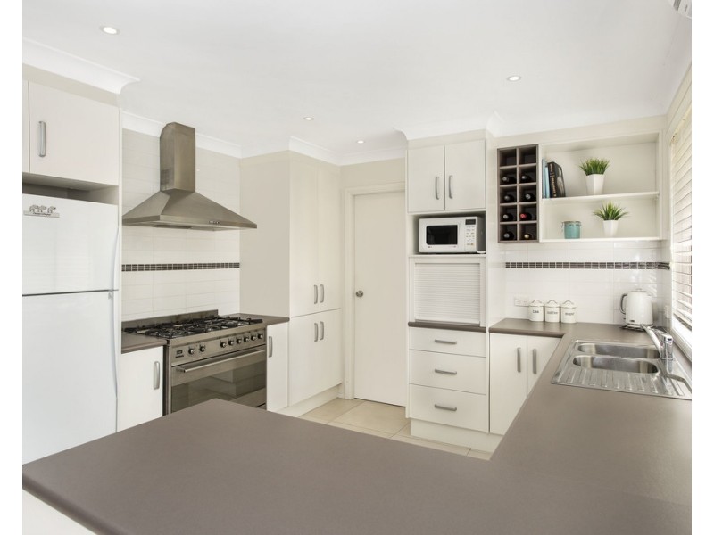 13a Cynthia Street, Bateau Bay NSW 2261