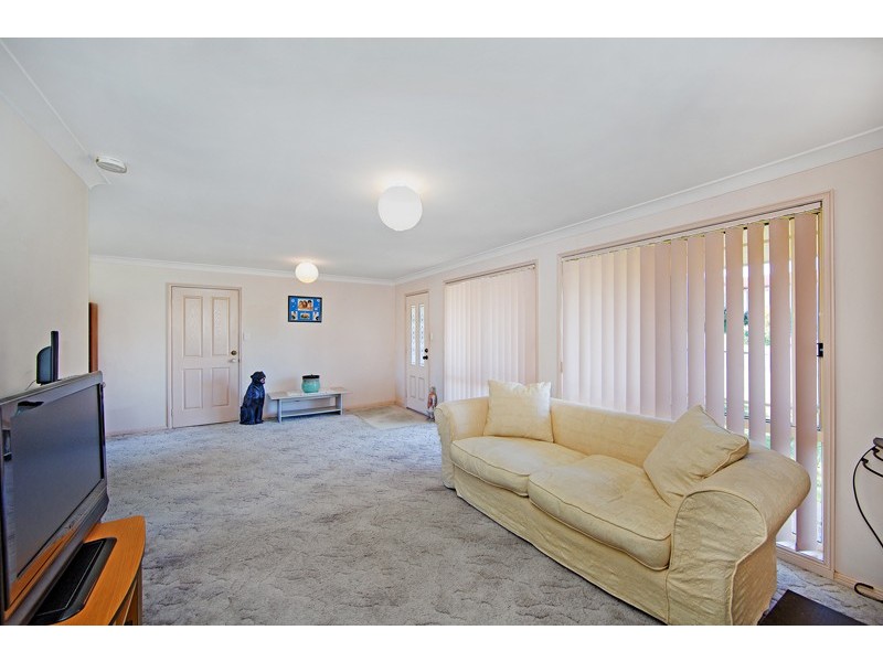 21 Sir Joseph Banks Drive, Bateau Bay NSW 2261
