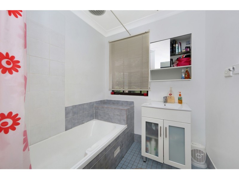 6 Waite Street, Bateau Bay NSW 2261