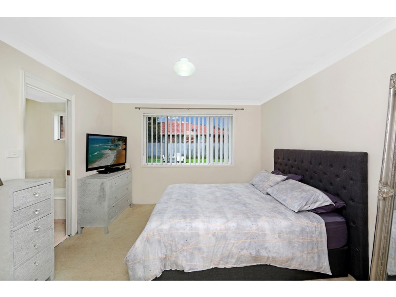 2 Harold Close, Bateau Bay NSW 2261
