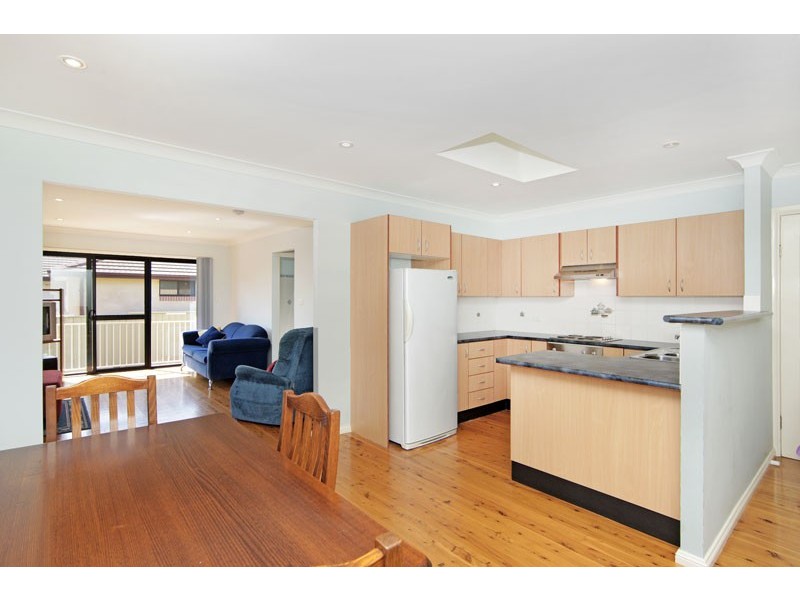 24A Germaine Avenue, Bateau Bay NSW 2261