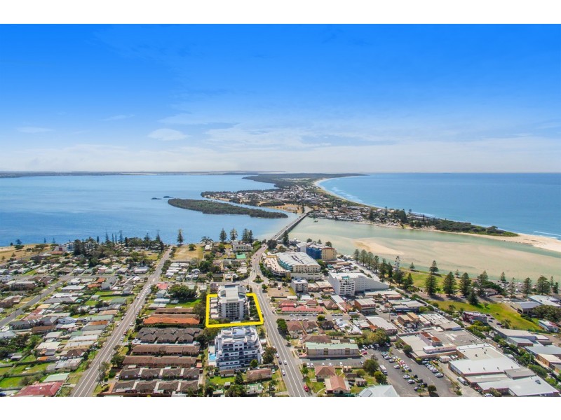 405/1-9 Torrens Ave, The Entrance NSW 2261