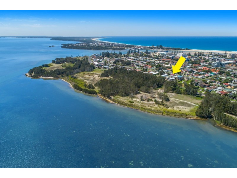 51 Lakeside Parade, The Entrance NSW 2261