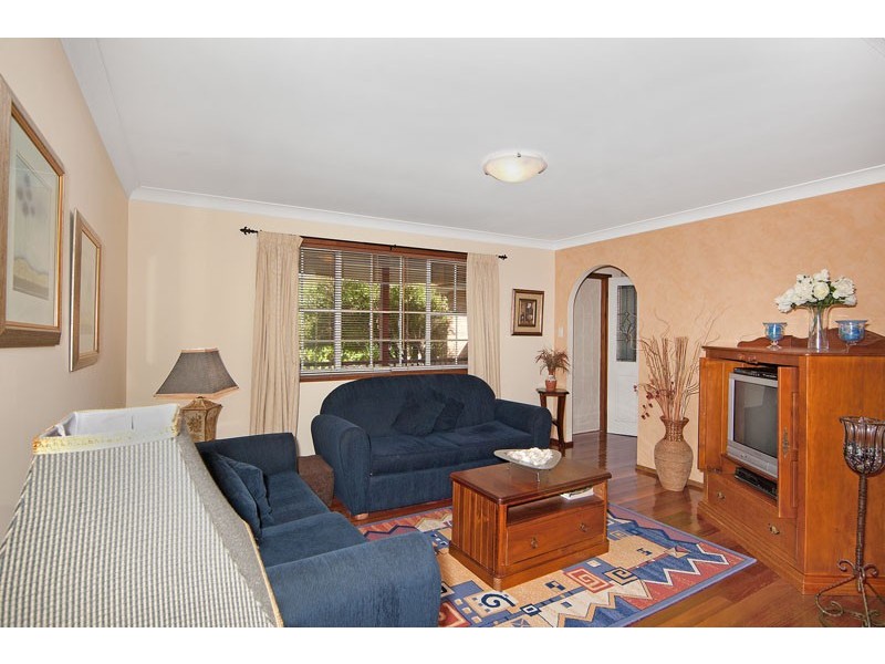 189 Bateau Bay Road, Bateau Bay NSW 2261