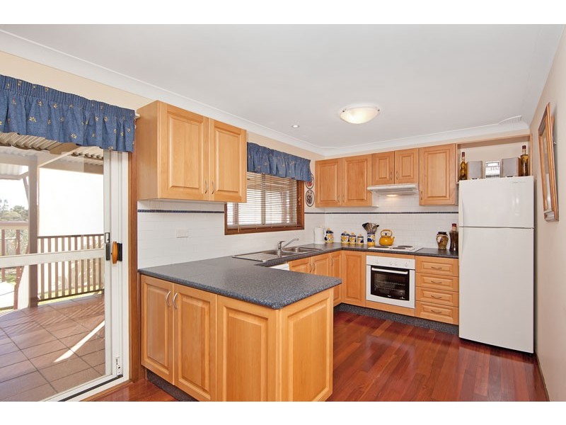 189 Bateau Bay Road, Bateau Bay NSW 2261