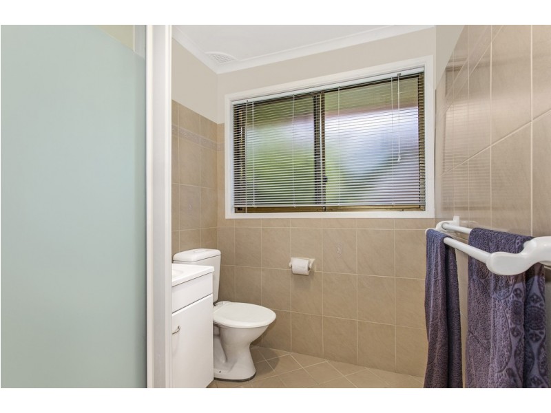 103 Cresthaven Avenue, Bateau Bay NSW 2261