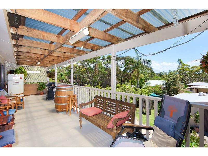 21 Sabrina Avenue, Bateau Bay NSW 2261