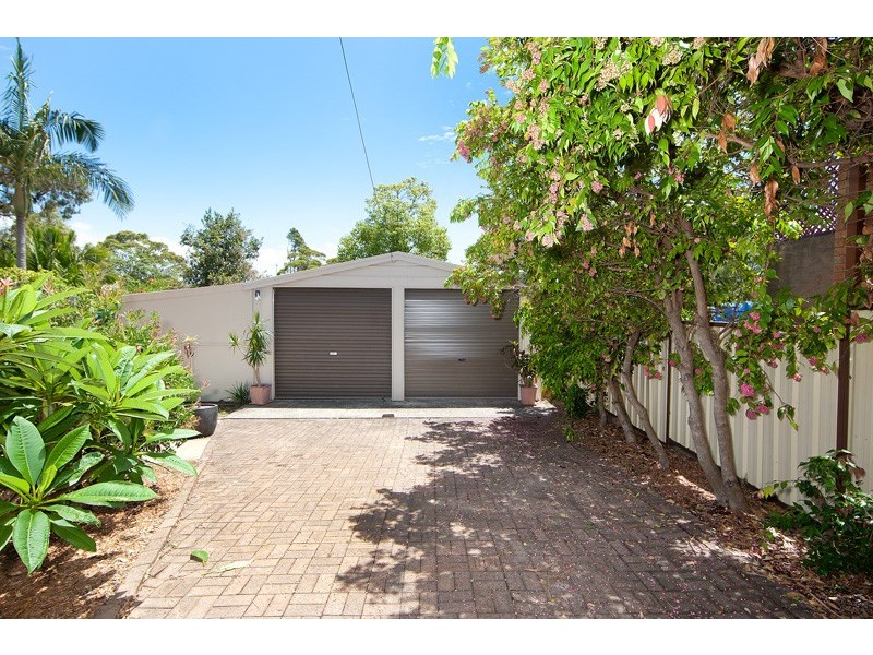 21 Sabrina Avenue, Bateau Bay NSW 2261