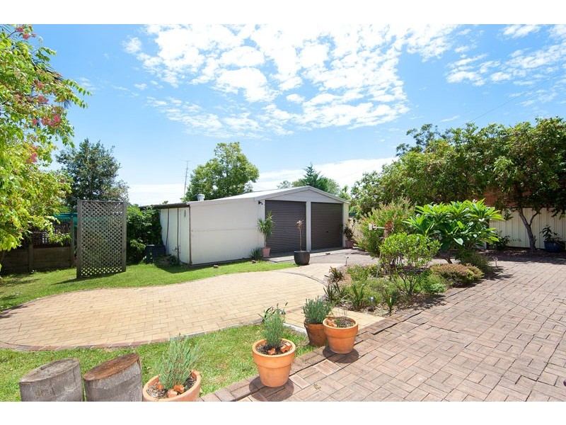 21 Sabrina Avenue, Bateau Bay NSW 2261