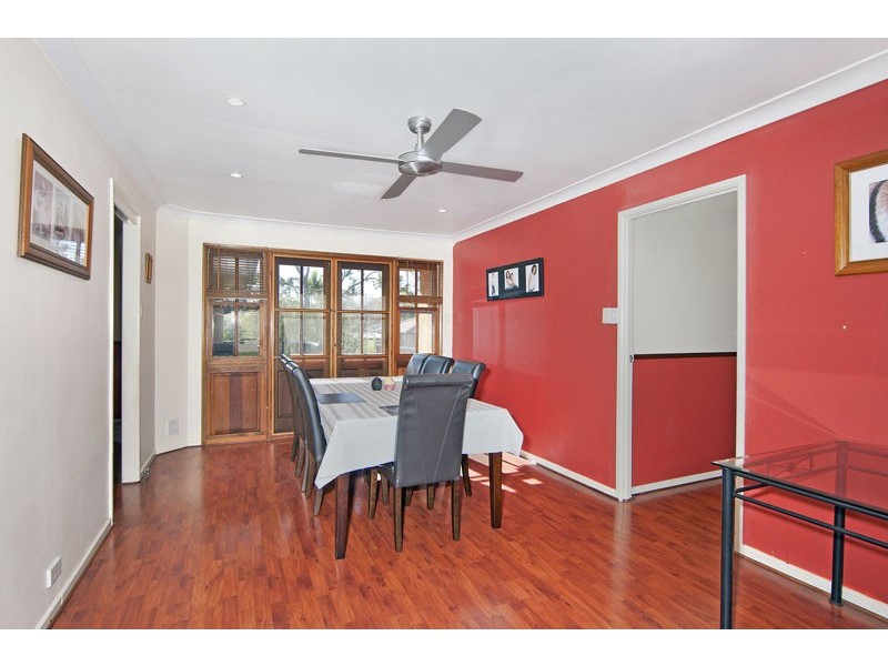 7 Banks Close, Bateau Bay NSW 2261