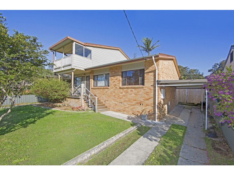 36 Rays Road, Bateau Bay NSW 2261