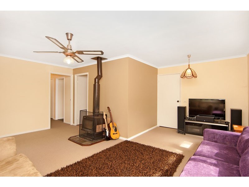 103 Seabrook Avenue, Bateau Bay NSW 2261