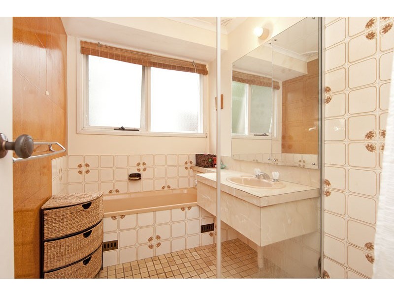 103 Seabrook Avenue, Bateau Bay NSW 2261