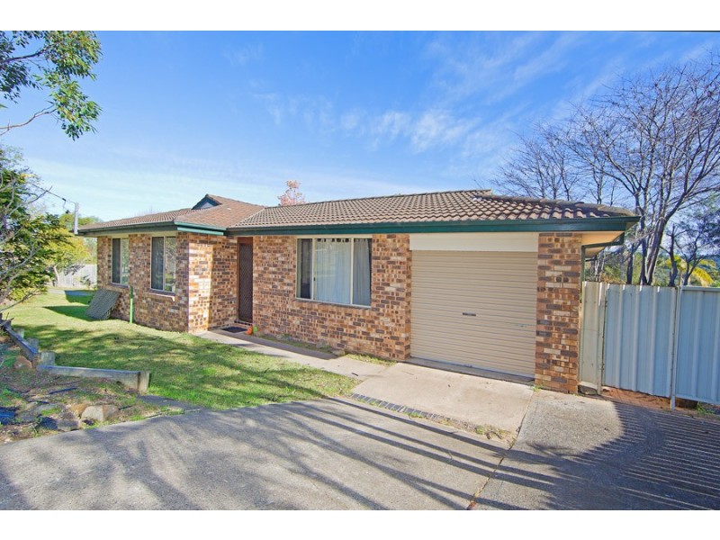 18 Debra Anne Drive, Bateau Bay NSW 2261