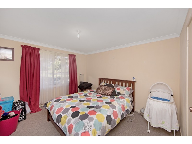 18 Debra Anne Drive, Bateau Bay NSW 2261