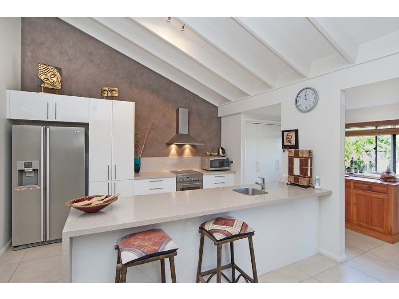 14 Barramundi Place, Bateau Bay NSW 2261