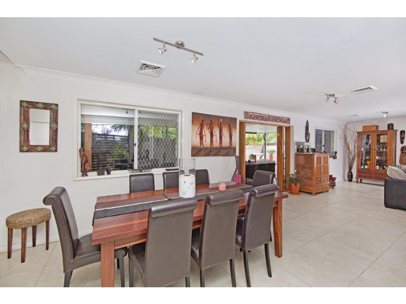 14 Barramundi Place, Bateau Bay NSW 2261