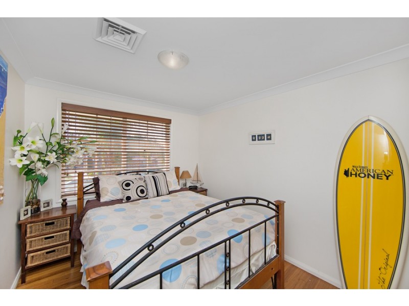 14 Barramundi Place, Bateau Bay NSW 2261