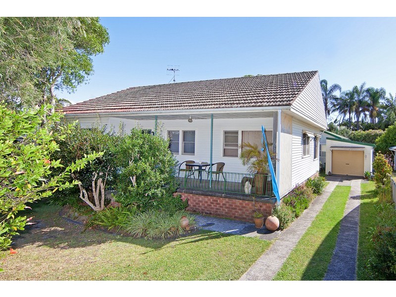32 Harbour Street, Bateau Bay NSW 2261