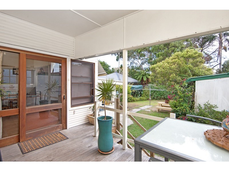 32 Harbour Street, Bateau Bay NSW 2261